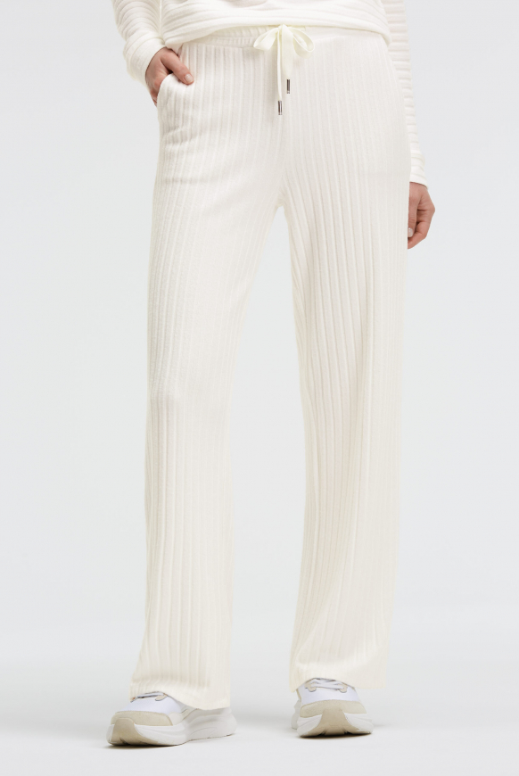 Flauschstrickhose Wide Leg mit Rippstruktur
