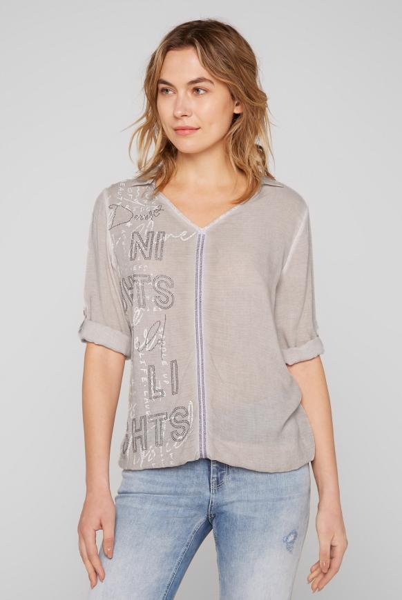 Bluse im Materialmix mit Print und Metallsteinen
