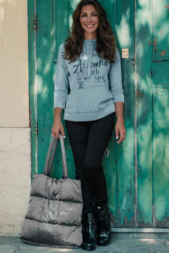 Carina Look3