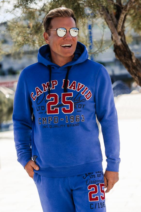 Hoodie mit Artwork im Retro-Style flight blue