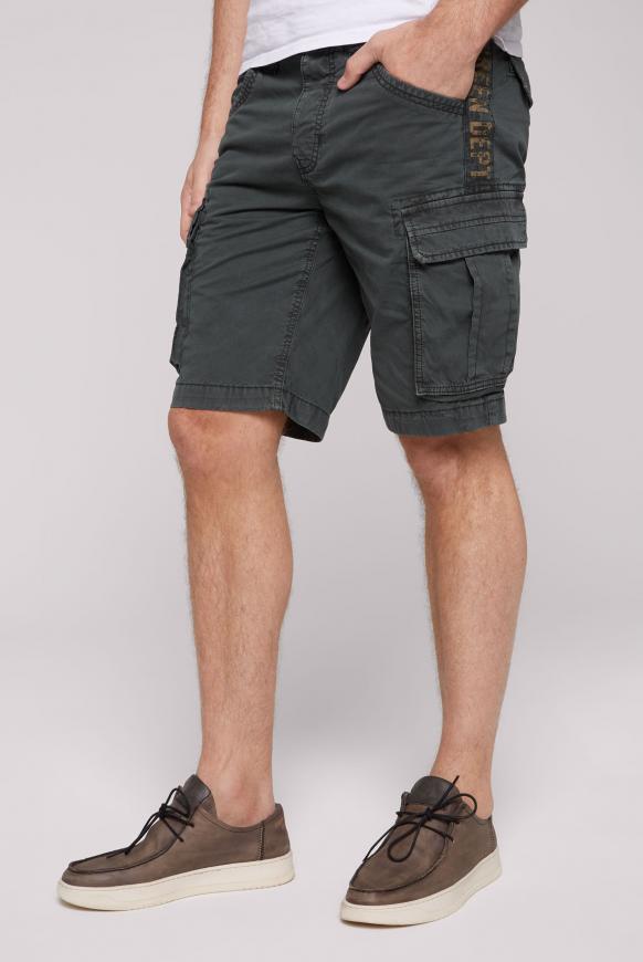 Kurze Cargo Shorts mit Seitentapes green shadow
