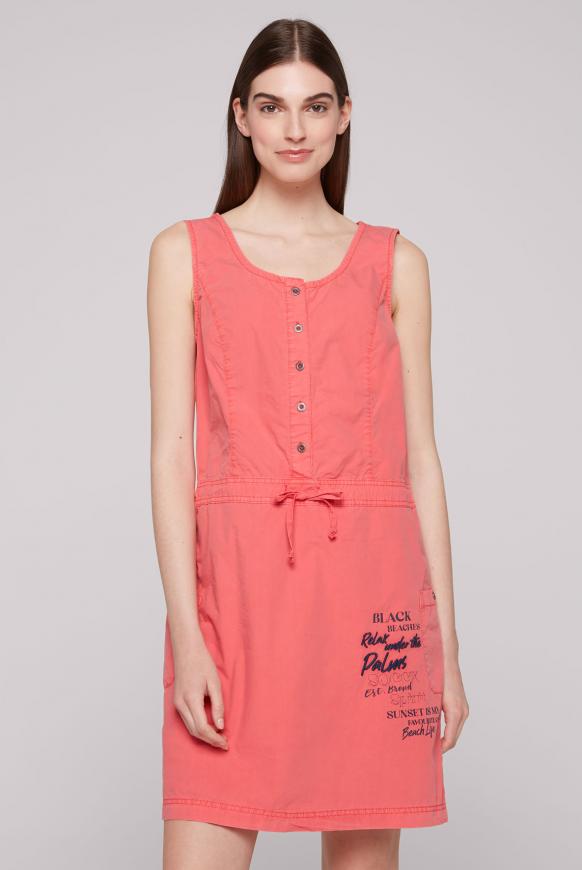 Kurzes Sommerkleid mit Prints und Taschen red coral