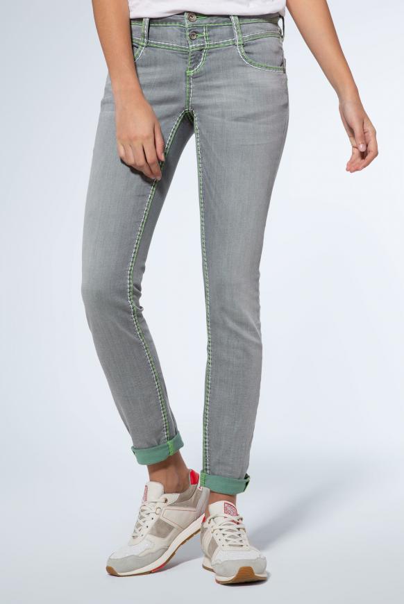Stretchjeans KA:RA mit breiten Kontrastnähten light grey used