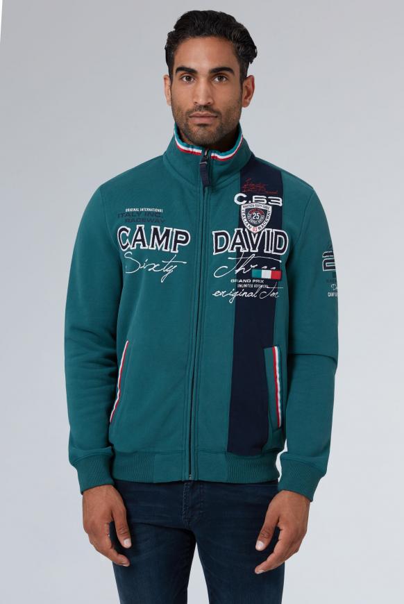 CAMP DAVID & SOCCX | Sweatjacke mit Farbstreifen und Artwork CAMP DAVID & SOCCX | Sweatjacke mit Farbstreifen und Artwork