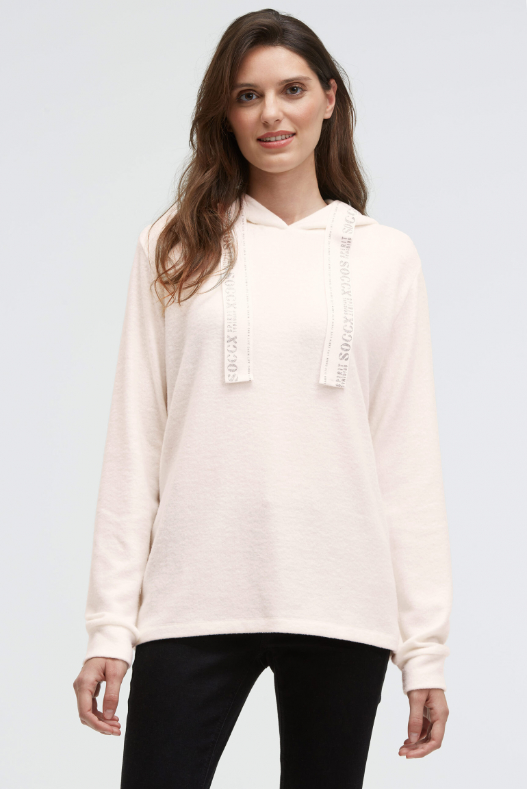 Flauschstrickpullover mit Logo-Tape an der Kapuze ivory