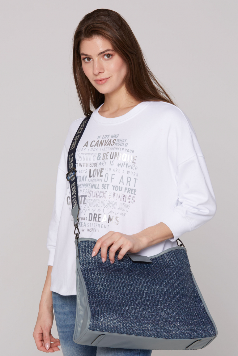 Hobo Bag im Häkel-Design mit Logo-Wechselgurt denim blue