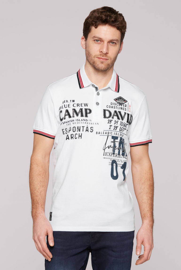 Kurzarmpolo mit Label-Applikationen opticwhite