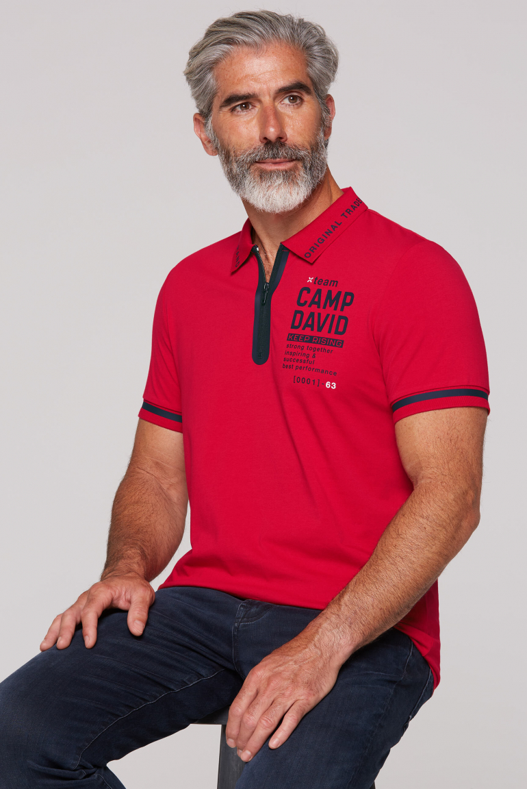 Kurzarmpolo mit Zipper und Folienprints rising red