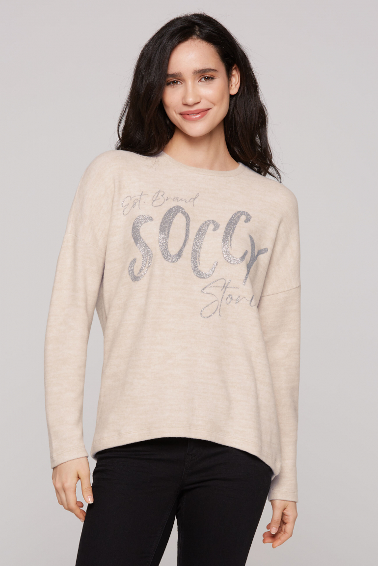 Oversized Pullover aus Flauschstrick chai tea mel.