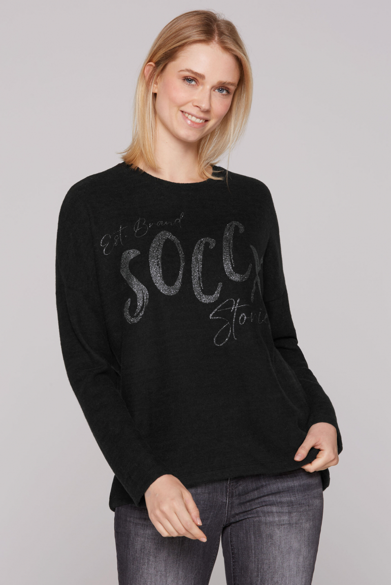Oversized Pullover aus Flauschstrick black