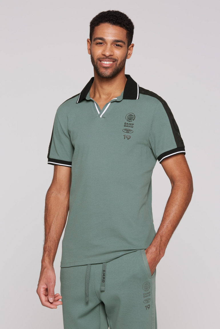 Pikee-Polo mit V-Neck und Schultereinsätzen dark sage