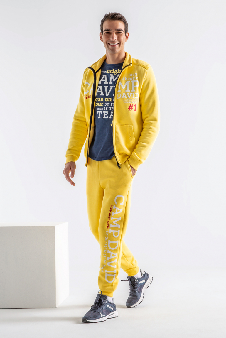 Primary Colors Look3