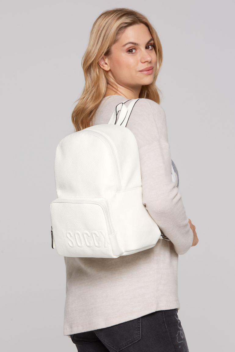 Rucksack aus genarbtem Lederimitat mit Logo-Prägung ivory