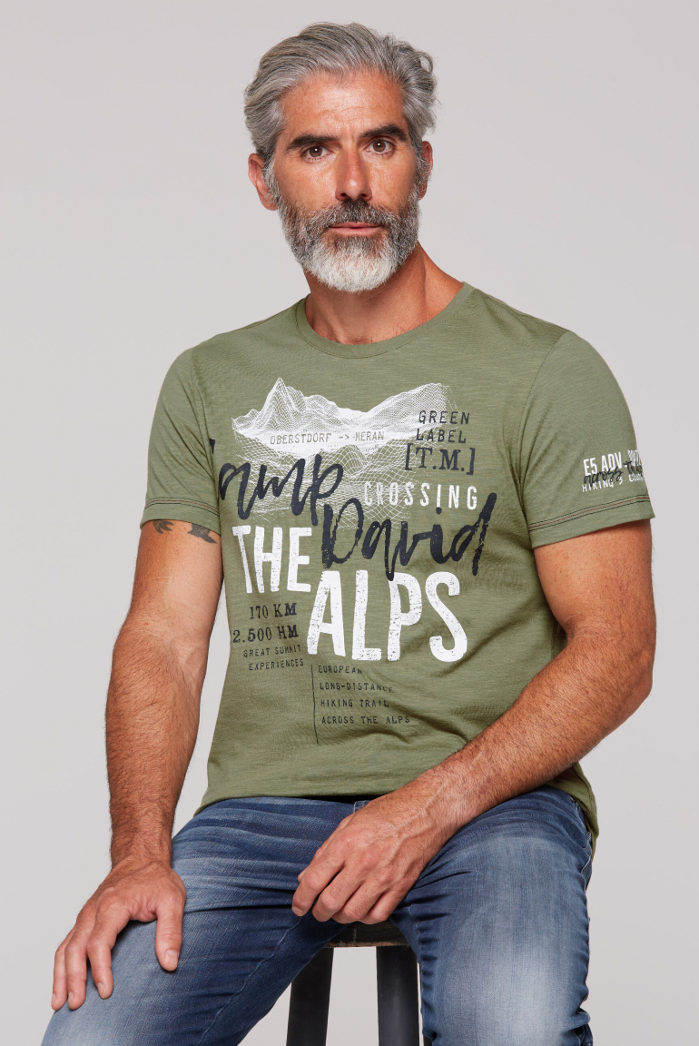 Rundhalsshirt mit Label Prints sage green