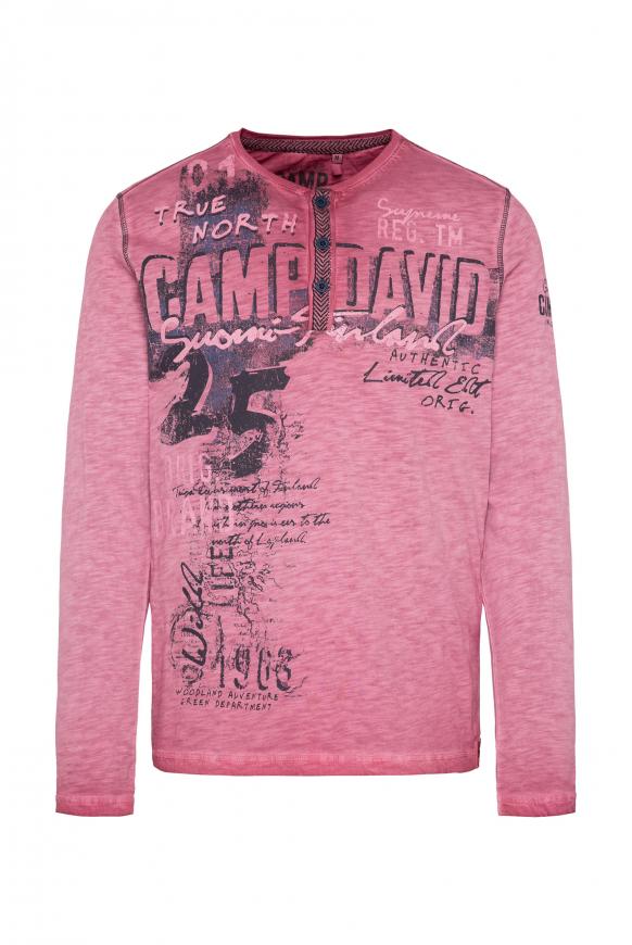 CAMP DAVID & SOCCX | Langarmshirt mit Layering-Details und Prints mission  red