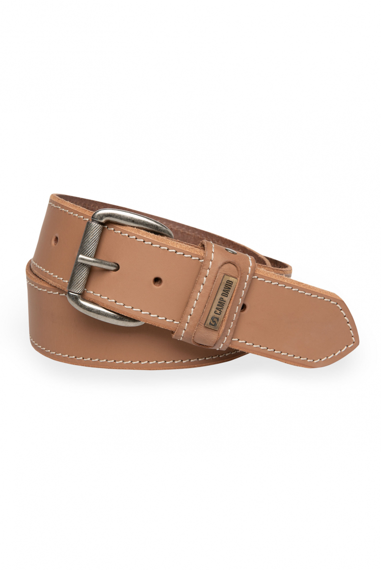 Gürtel aus Leder mit Kontrastnaht und Logo-Plakette beige