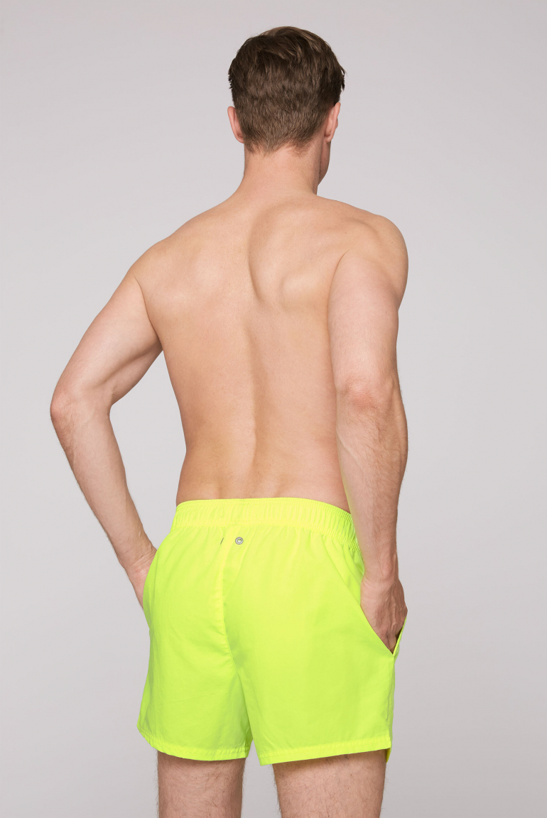 Badeshorts mit Logo Print