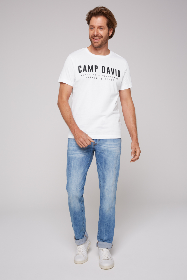 Basic Logo T-Shirt