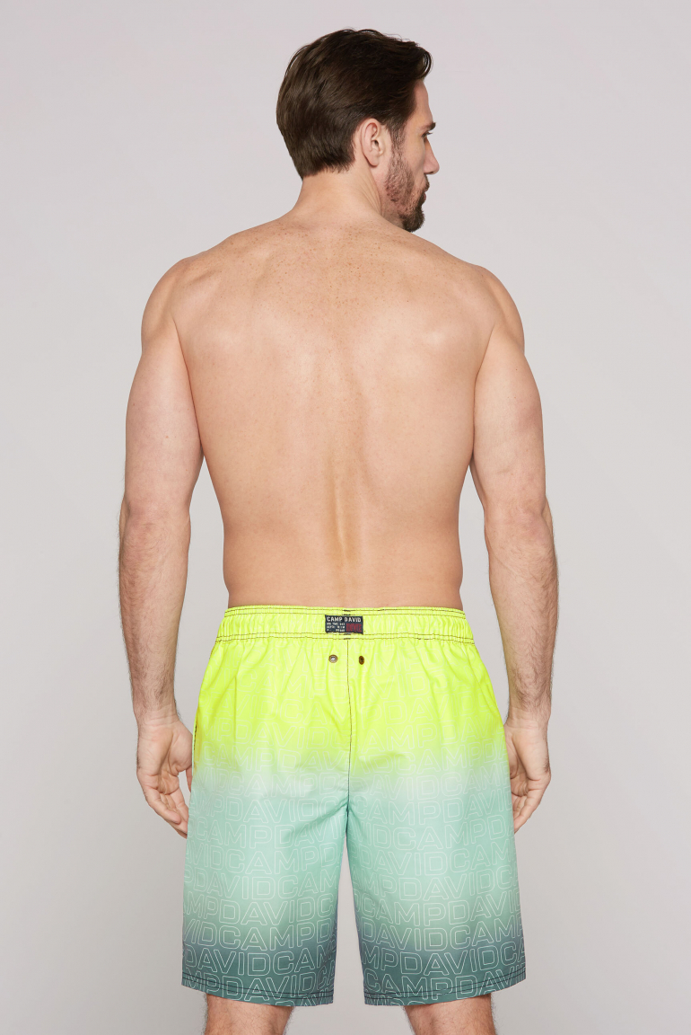 Beachbermuda mit Farbverlauf und All Over Print