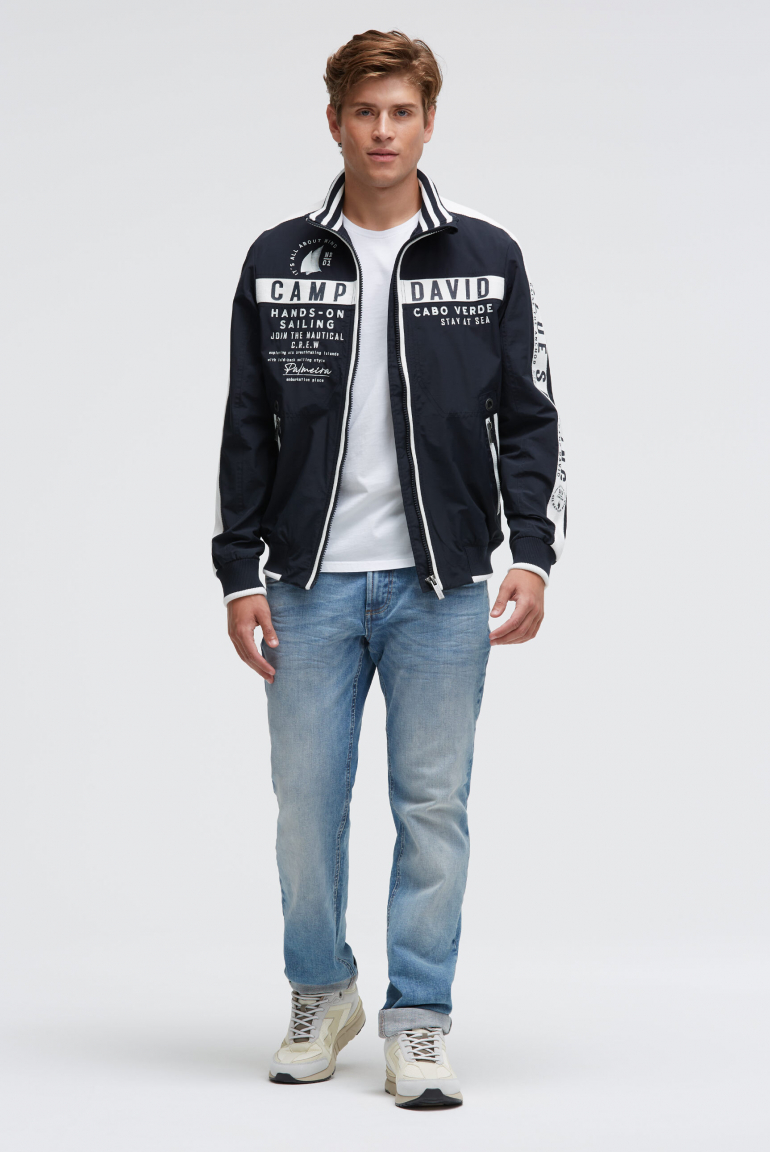 Blouson mit Logo-Tapes und Artworks