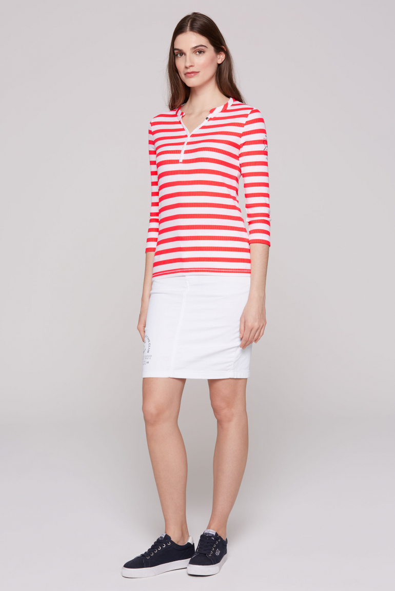 Geripptes Serafino-Shirt mit Streifen und Prints
