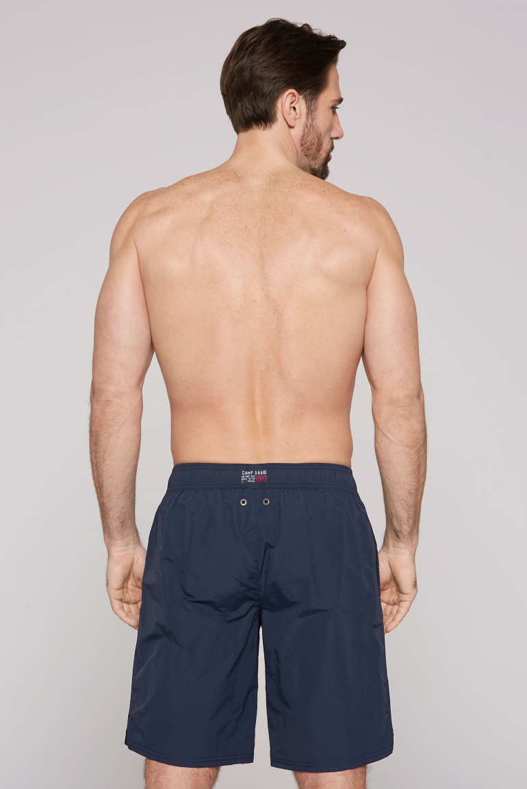 Lange Badeshorts mit Logo Design