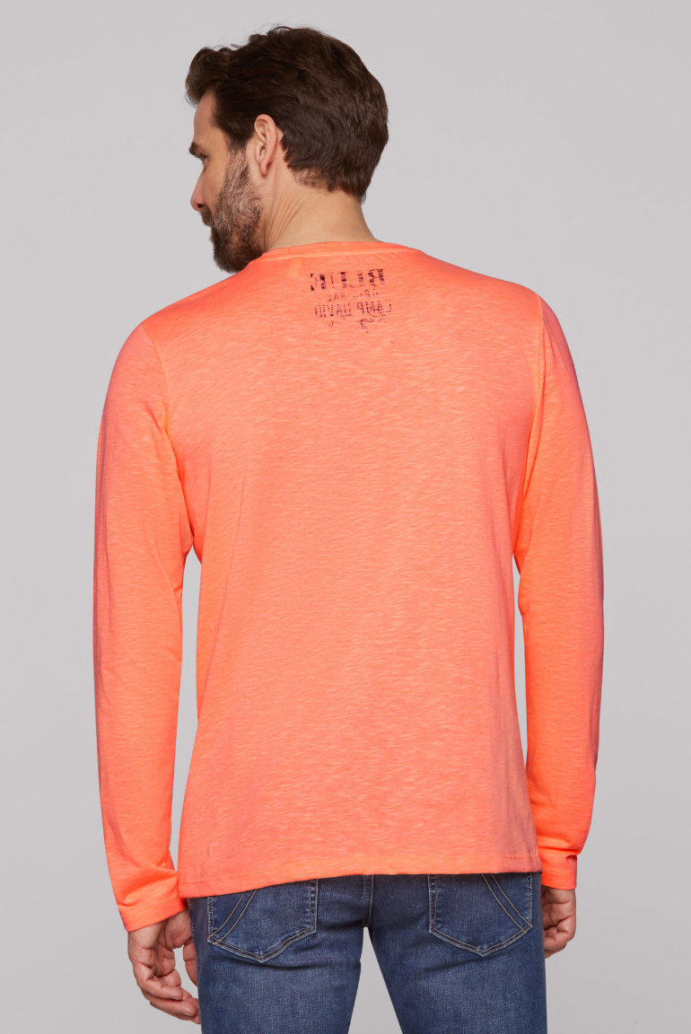 Longsleeve mit Label Print im Used Look