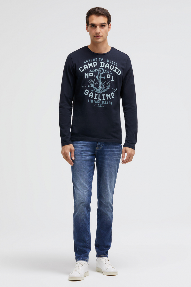 Longsleeve mit Rubber Print und Stickerei