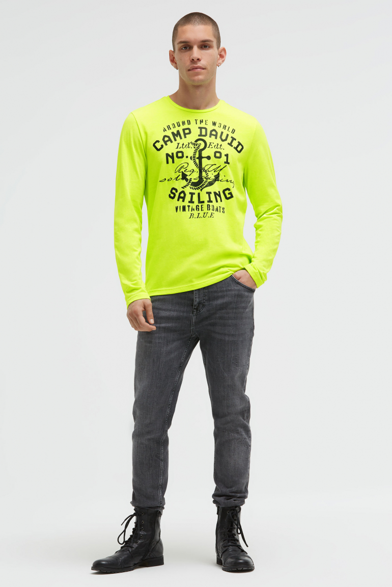 Longsleeve mit Rubber Print und Stickerei