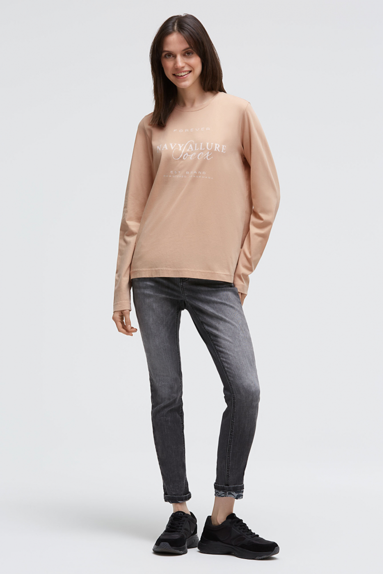 Oversized Longsleeve mit Label Print