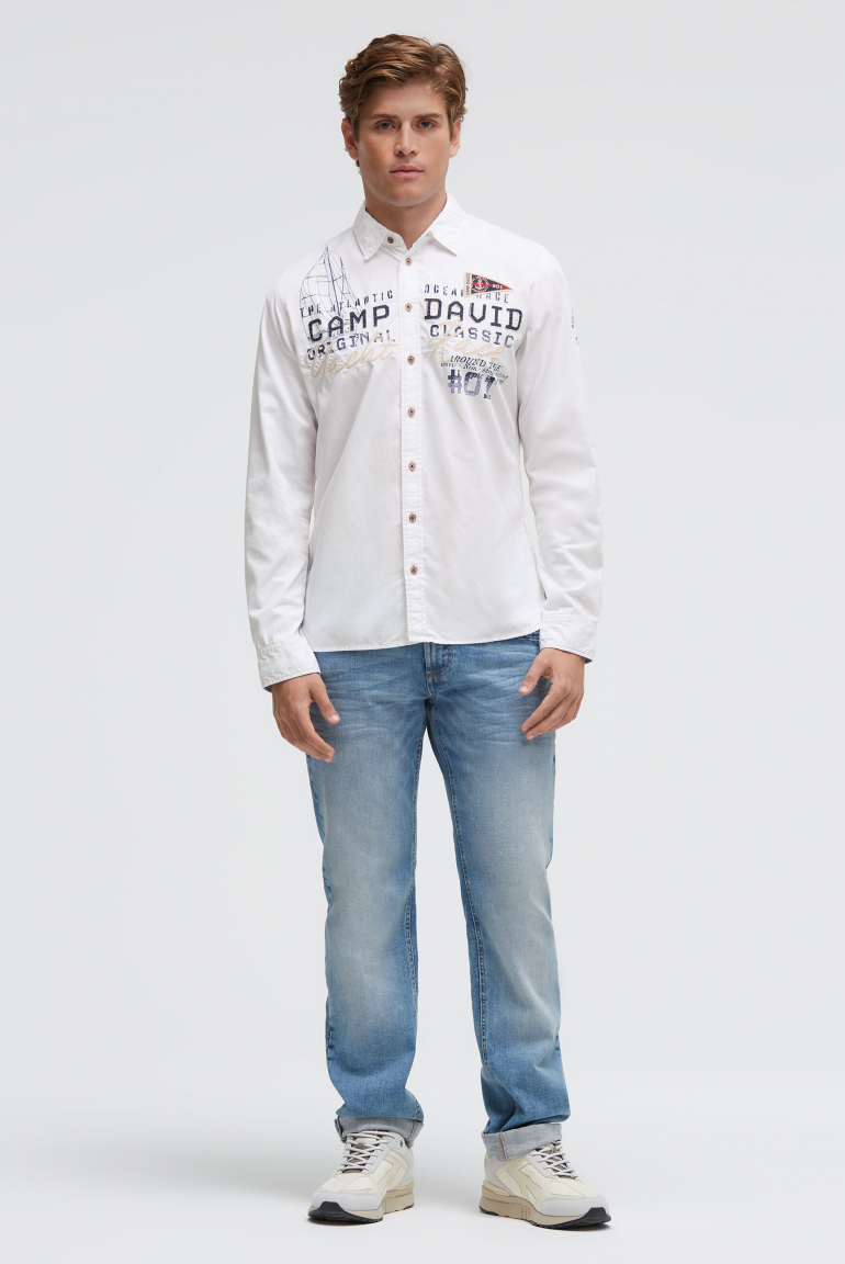 Strukturiertes Langarmhemd mit Logo-Applikationen