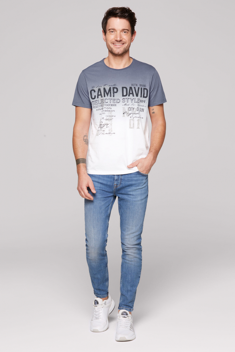T-Shirt Dip Dye mit Used Print