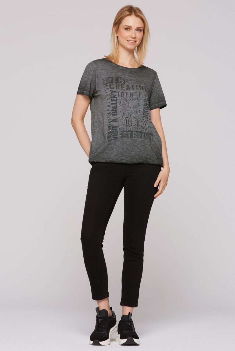 T-Shirt mit Artwork und Elastiksaum