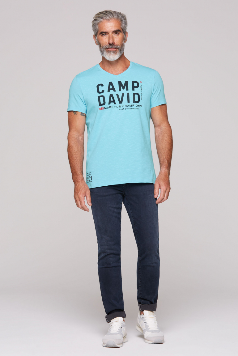 T-Shirt mit V-Neck und Rubber Prints