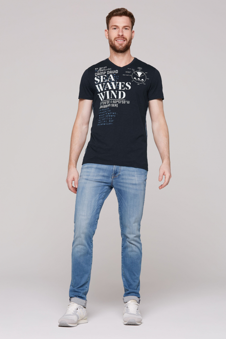 T-Shirt mit V-Neck und Wording Prints