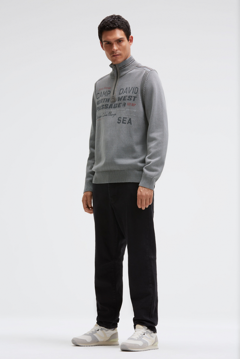 Troyer-Pullover mit Zipper, Tapes und Prints