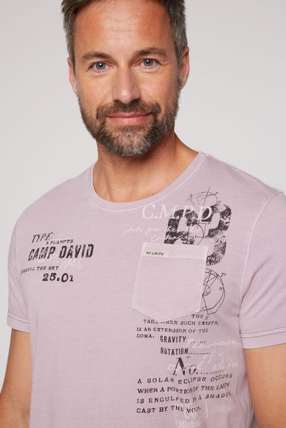 T-Shirt mit Logo Prints und Brusttasche