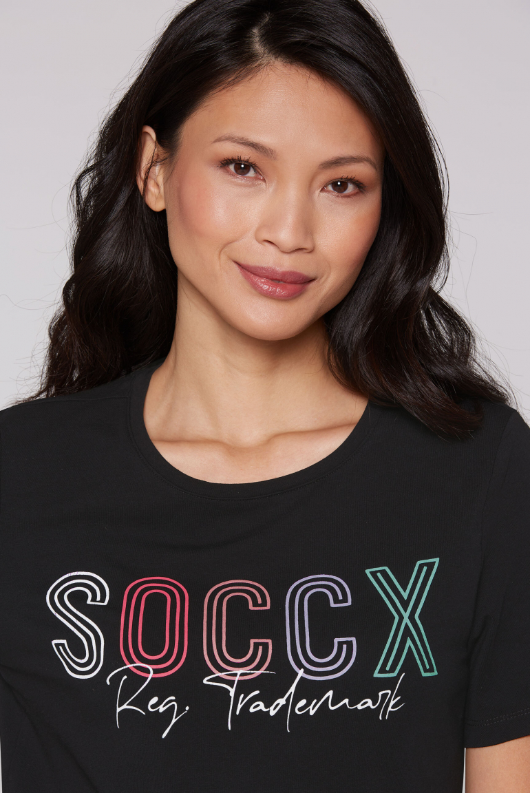 Basic T-Shirt mit Rundhalsausschnitt und Logo