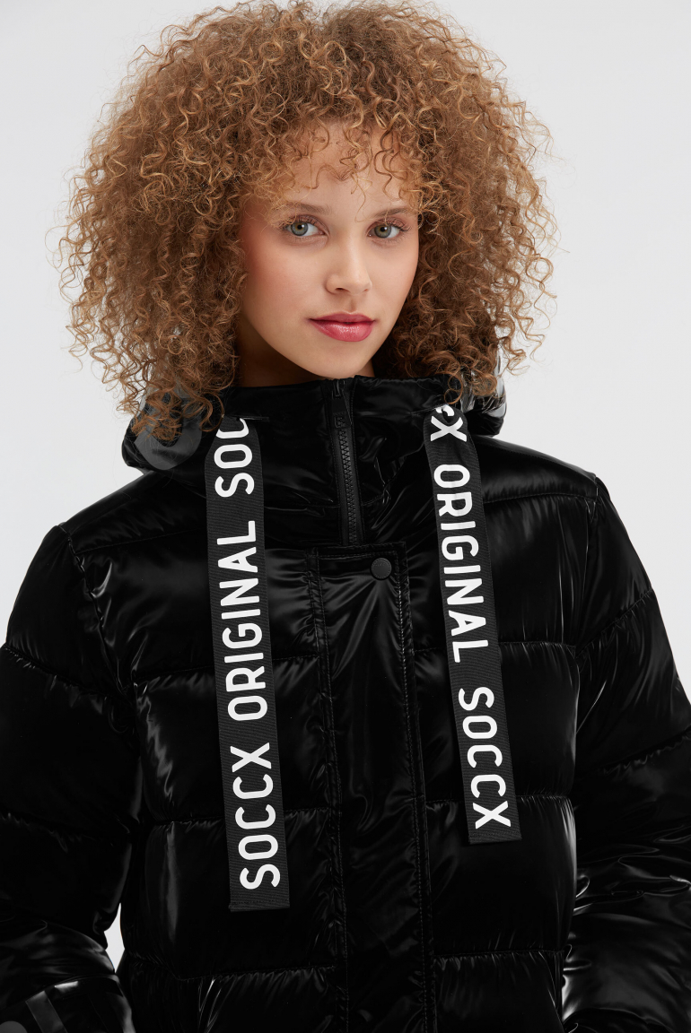 Glänzender Stepp-Parka mit Logo Artworks