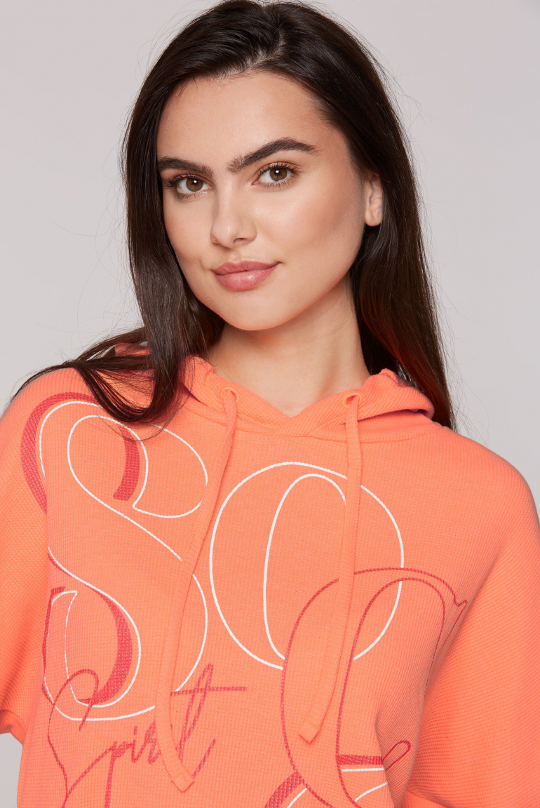 Kapuzensweatshirt mit kurzen Ärmeln und Rubber Logo