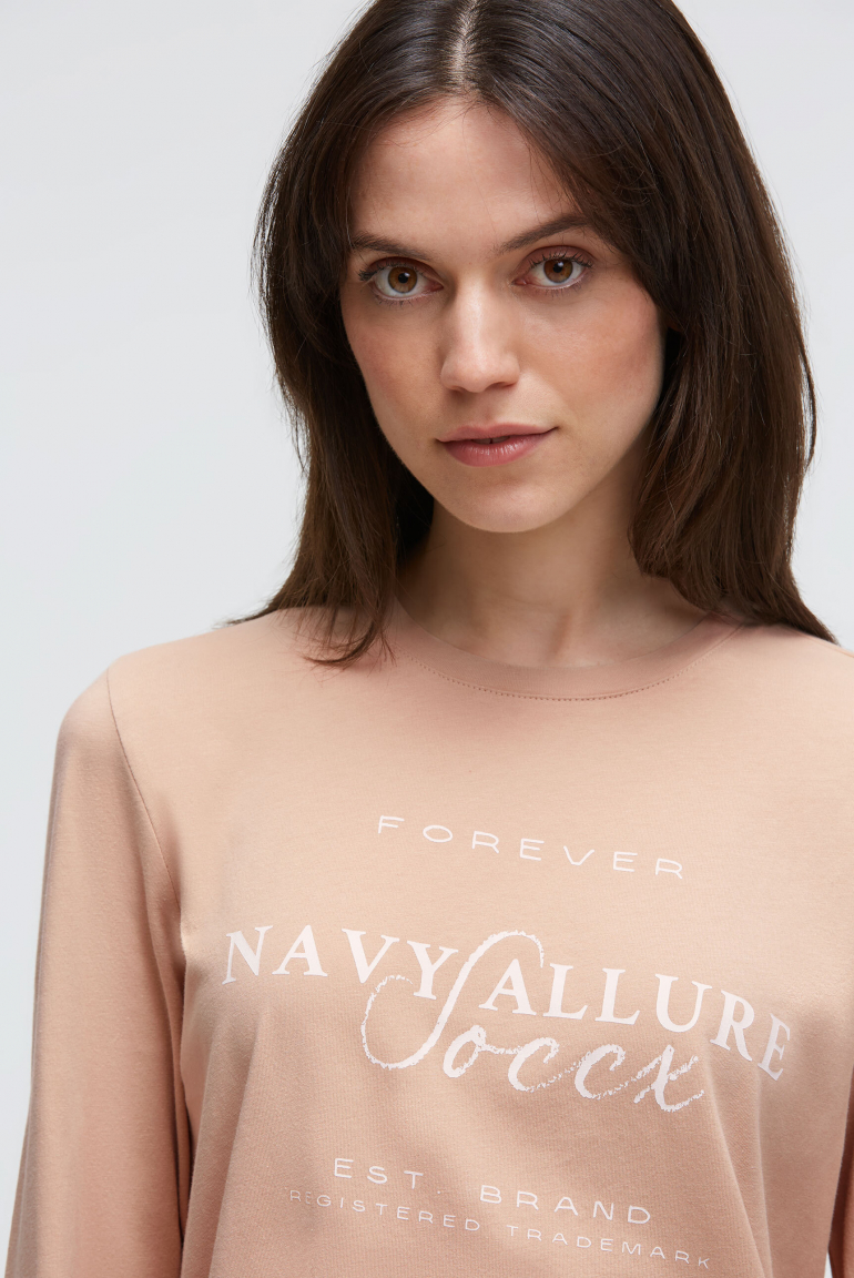 Oversized Longsleeve mit Label Print