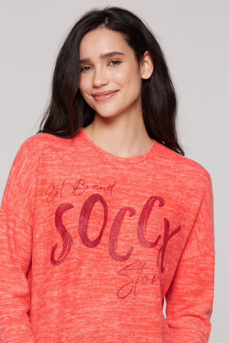 Oversized Pullover aus Flauschstrick
