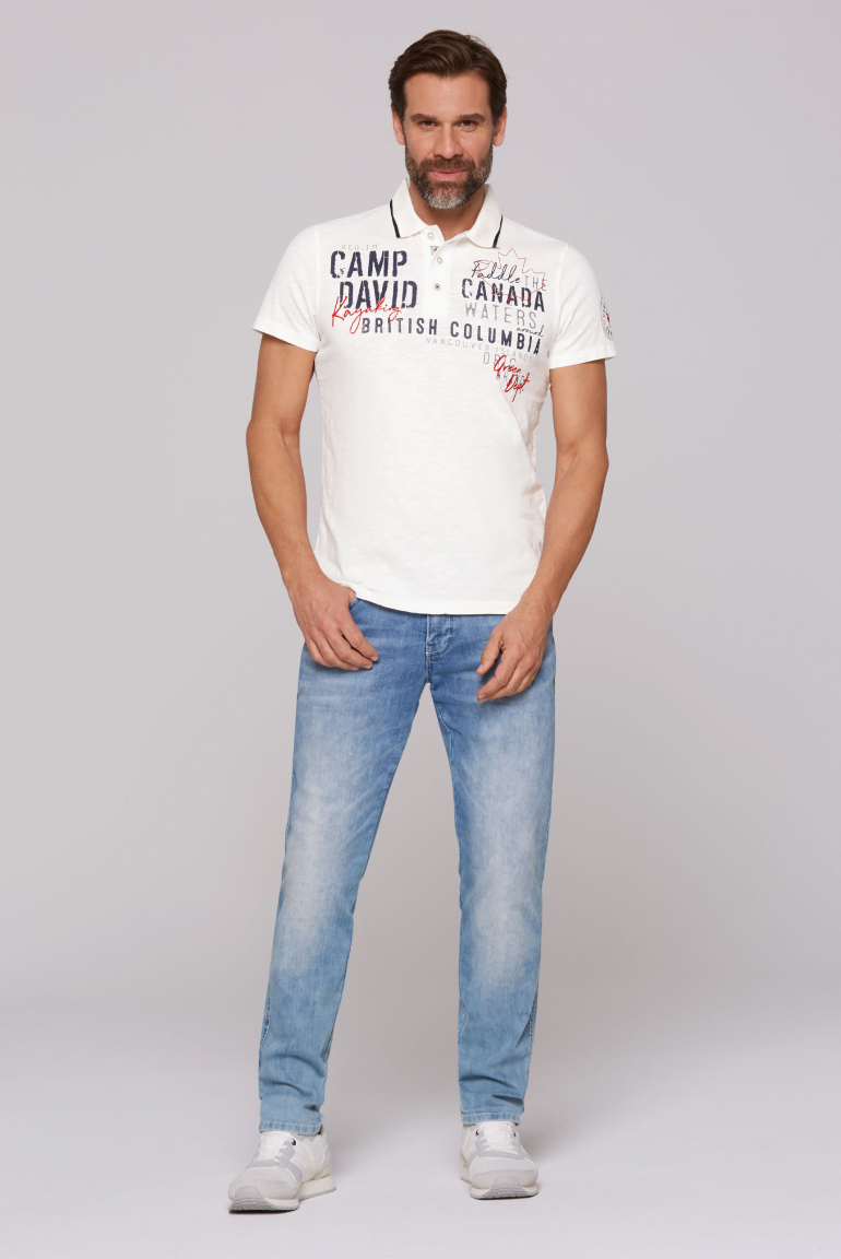 Poloshirt mit Label-Applikationen