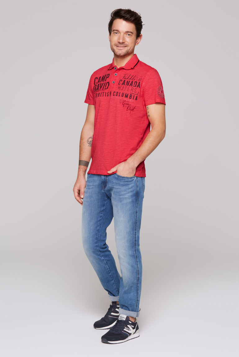 Poloshirt mit Label-Applikationen