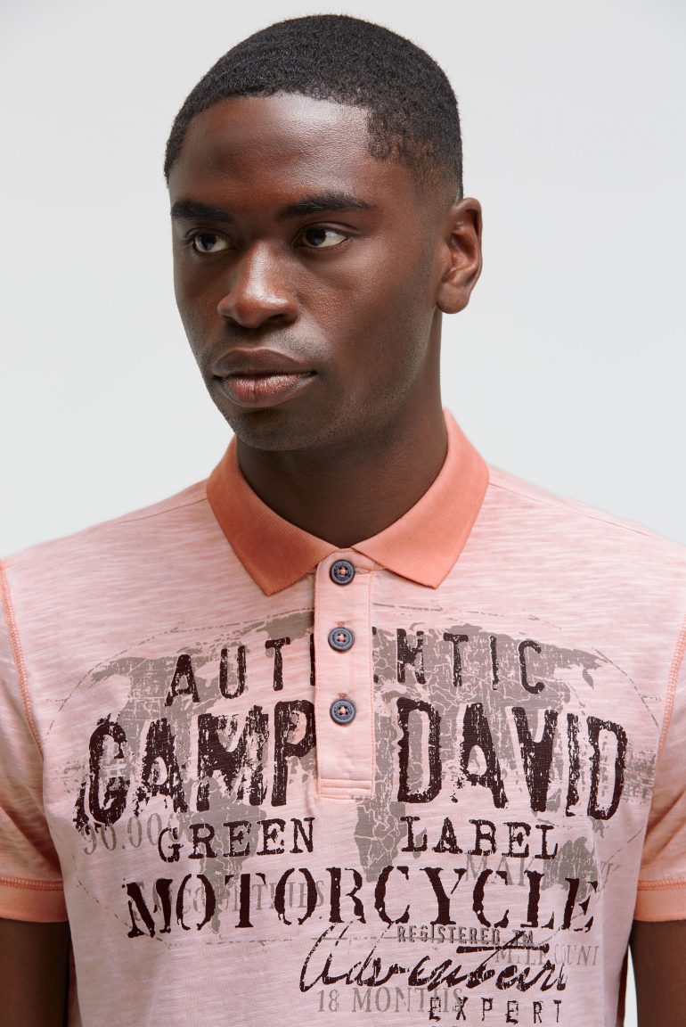Poloshirt Oil Dyed mit Used Prints