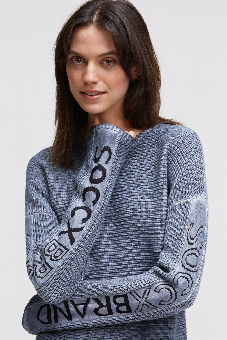 Pullover mit Intarsia-Design an den Ärmeln