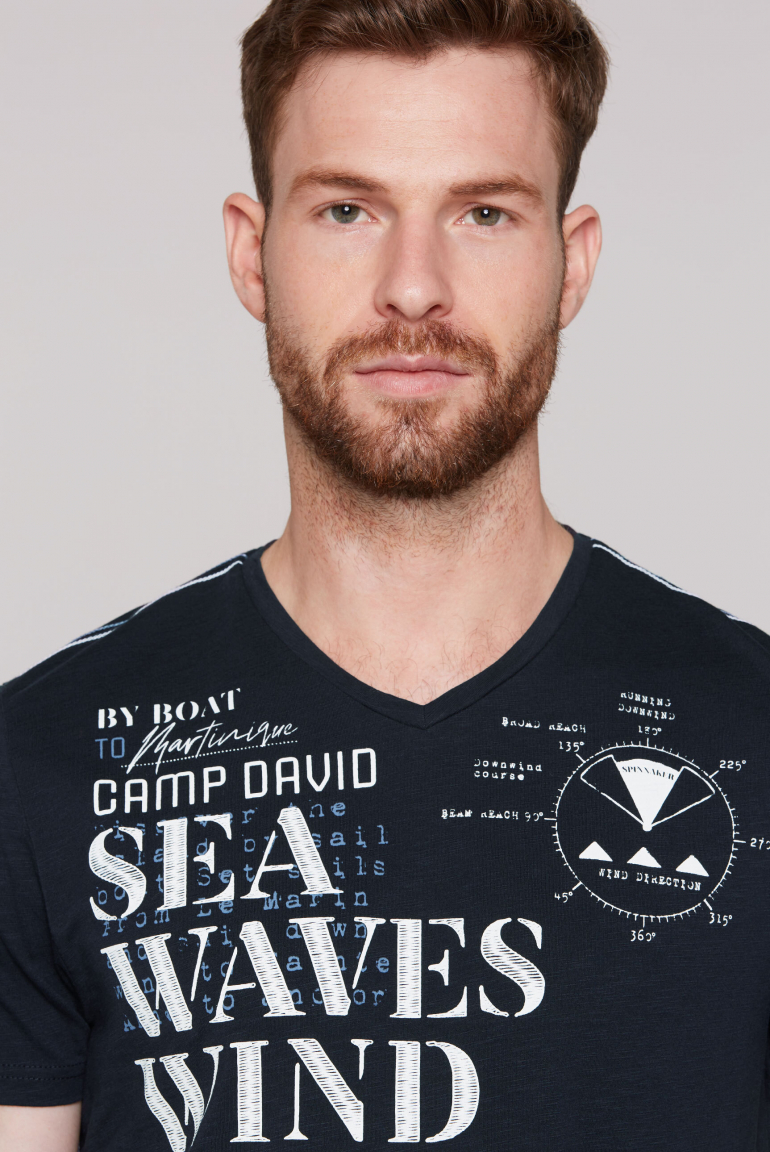 T-Shirt mit V-Neck und Wording Prints