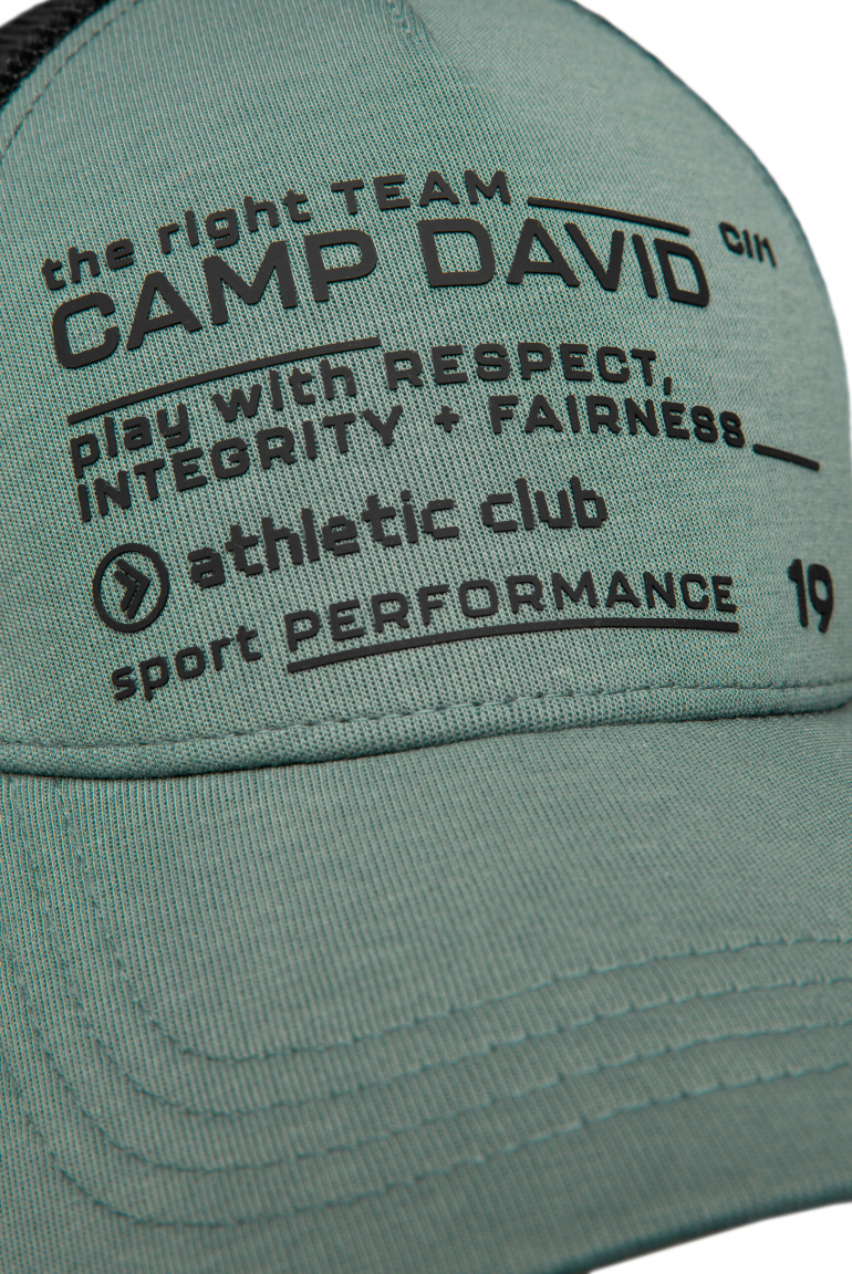 Trucker Cap mit Rubber Artwork