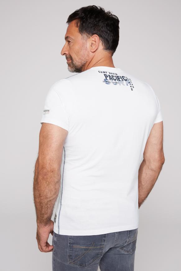 T-Shirt mit V-Neck und Label Prints