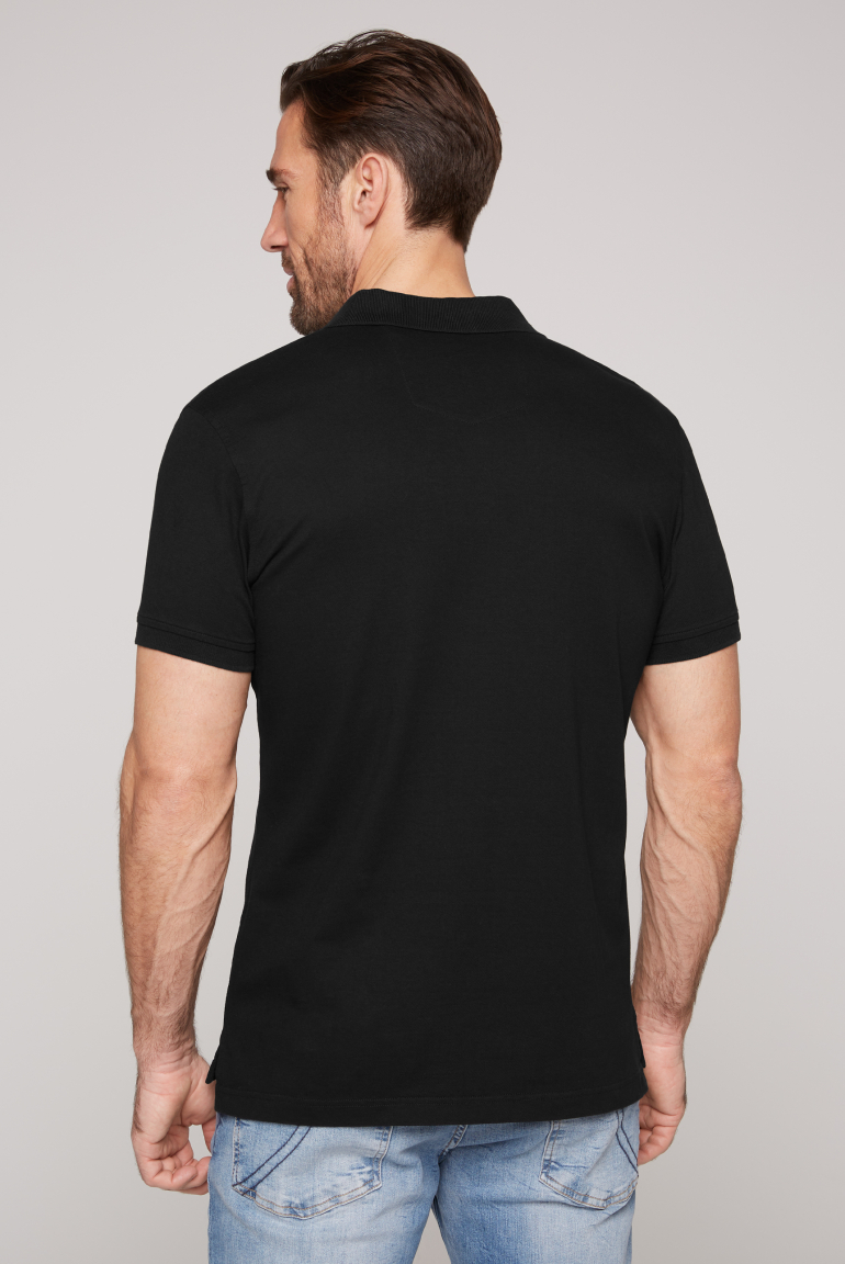 Basic Pikee-Polo mit Logo-Stickerei